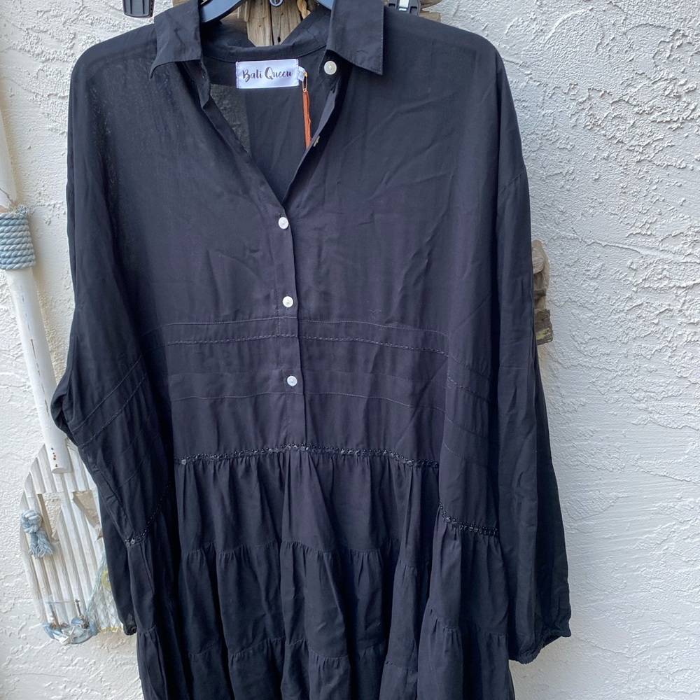 Bali queen NWT rayon shirt dress black. One size. Long sleeve. Lots of detail.